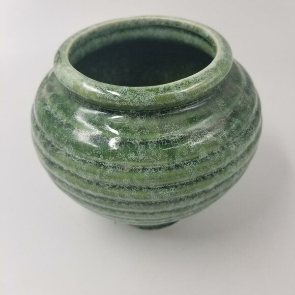 Hull Art Pottery Vintage Hull Beehive Planter 418 Urn Vase Green USA - Picture 1 of 5